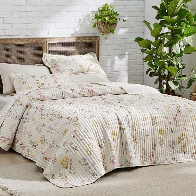 Bedsure Floral Quilt Queen Size - Reversible Autumn Botanical Quilt Bedding, Lightweight Microfiber Bedspread, Soft Coverlet for All Seasons (90"x96")