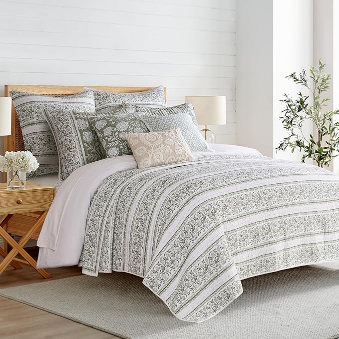 Levtex Home Adare Sage Reversible Twin/Twin XL Quilt Set (68x86in) with 1 Pillow Sham (26x20in) - Floral Bedding - Sage White - Cotton Twin Size Quilt Bedding Set - Lightweight, Soft, Pre-Washed