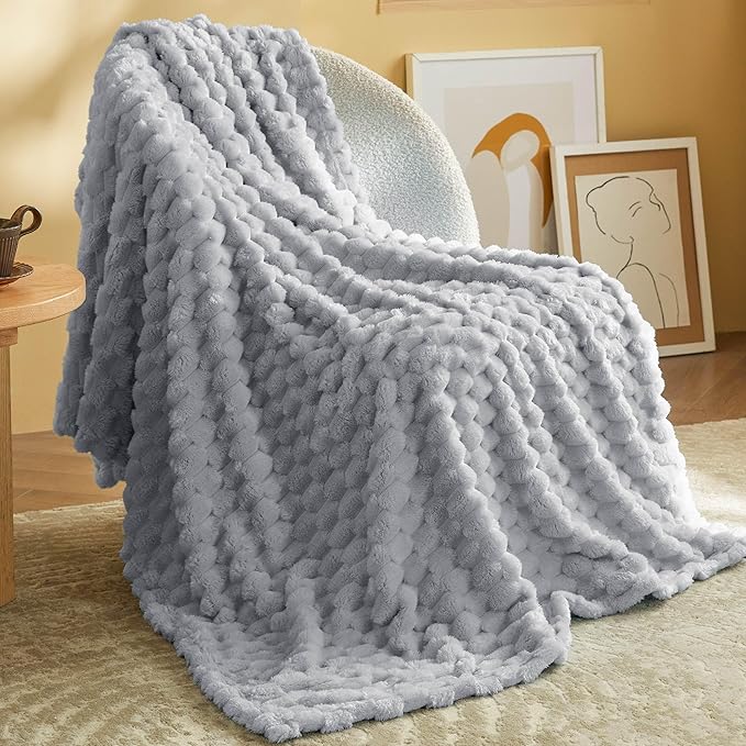 Bedsure Twin Blanket for Bed - 350GSM Fluffy Plush Bubble Blanket for College Dorm for Home Room Decor, GentleSoft Cute Fleece Soft Cozy Gifts for Women Girls, Light Grey, 60x80 Inches
