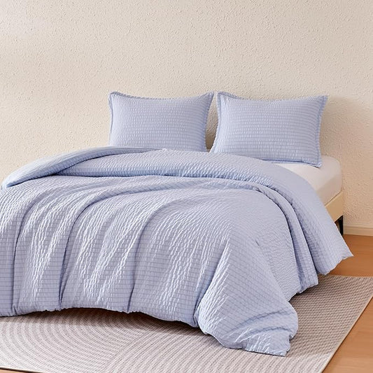 Amazon Basics Duvet Cover Set Jacquard Geometric Microfiber 3-Piece, with 1 Duvet Cover and 2 Pillow Shams, Comforter Not Included, Full, Blue Striped