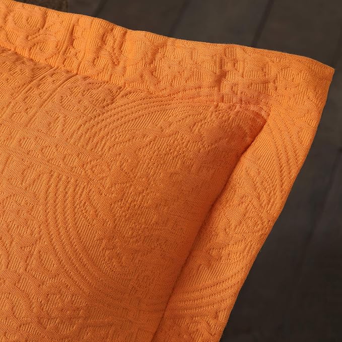 Superior Cotton Fleur De Lis Bedspread Set, Warm Blankets, All-Season Bedding, Bedroom Decor, Decorative Boho Medallion Coverlet, Includes 1 Bedspread, 1 Pillow Sham, Twin, Mandarin