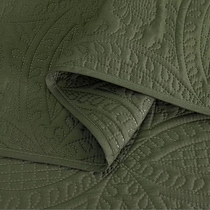 Chezmoi Collection Austin 3-Piece Oversized Bedspread Coverlet Set (King, Cypress Green)