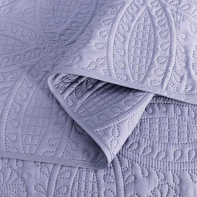 Chezmoi Collection Austin 3-Piece Oversized Bedspread Coverlet Set (King, Lavender)