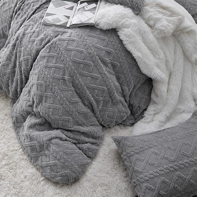 Bedsure Fluffy Flannel Duvet Cover Set - Faux Fur Comforter Cover Queen Size, Gray Warm Plush Bedding for Winter, 3-Piece Set with Zipper Closure (90"x90") and 2 Pillow Shams