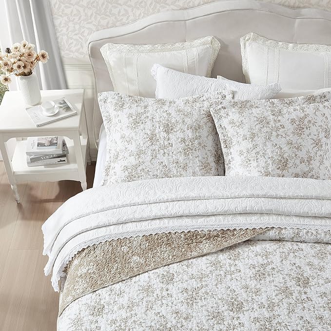 Laura Ashley - Twin Quilt Set, Reversible Floral Cotton Bedding with Matching Sham, Home Decor for All Seasons (Walled Garden Brown, Twin)