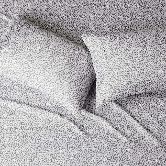 Amazon Basics Lightweight Breathable Microfiber 4 Piece Bed Sheet Set With 14-inch Deep Pockets, Wrinkle Resistant, Machine Washable - King, Grey Cheetah, Printed