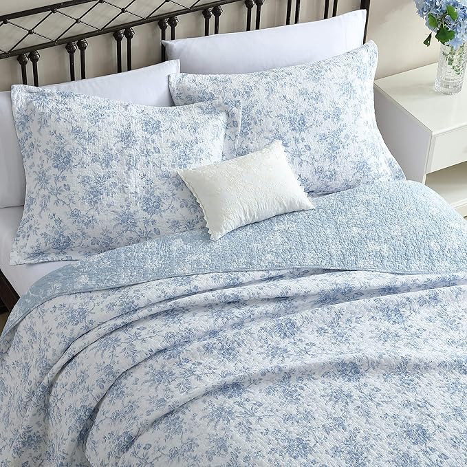 Laura Ashley - Full/Queen Quilt Set, Reversible Cotton Bedding with Matching Sham, Medium-Weight for Year Round Use, Floral Print Bed Set (Walled Garden Blue)