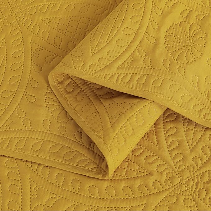 Chezmoi Collection Austin Queen Bedspread Set 3-Piece Pinsonic Quilted Oversized Bedspread Coverlet Set, Queen, Mustard