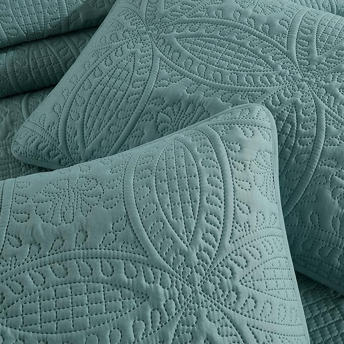 Chezmoi Collection Austin 3-Piece Oversized Bedspread Coverlet Set (Queen, Spa Blue)
