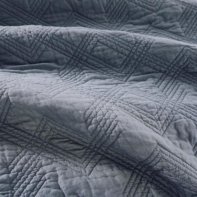 WDCOZY 100% Cotton King Size Quilt Set - Dusty Blue Pre-Washed Soft Lightweight Modern Bedspread, Farmhouse Country Rustic Coverlet, Textured Like Linen, Shabby Chic Gauze Bedding, 3 Pieces