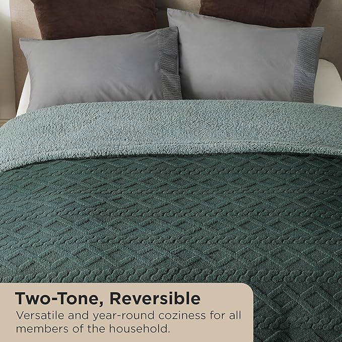 Bedsure Gentlesoft Sherpa Queen Size Blanket for Bed - Fleece Fluffy & Cozy Cable Jacquard Tufted for Women Gift, Thick and Warm Christmas Blanket for Winter, Dark Green, 90x90 Inches