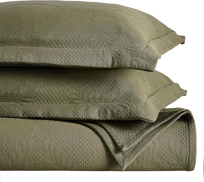 Superior 3 Piece Cotton Bedspread Set, Home Decor, Decorative Bed Spread, 2 Pillow Shams, Medium Weight Blanket, Matelasse Coverlet, Bedding Essentials, Peploi Collection, California King, Olive Green