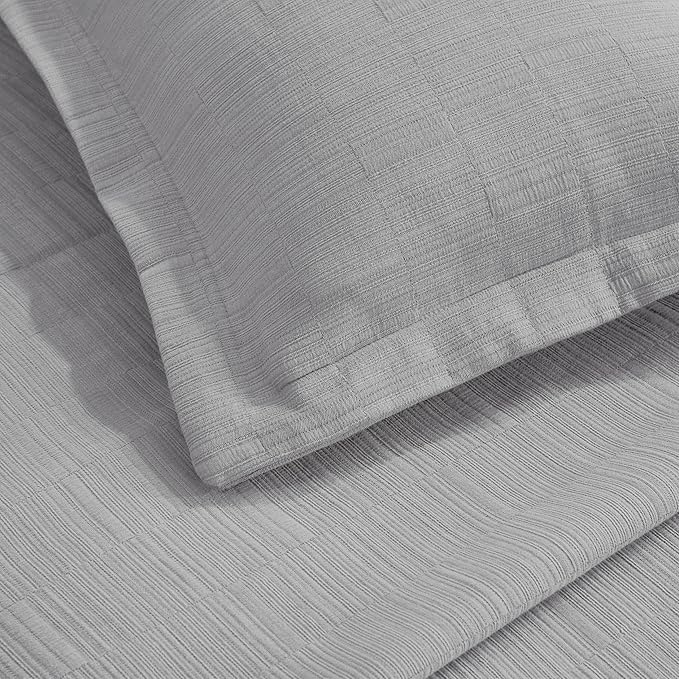Superior 3 Piece Cotton Bedspread and Sham Set, Home Bed Decor, Decorative Bed Spread, 2 Pillow Shams, Medium Weight, Matelasse Coverlet, Bedding Essentials, Zenith Collection, California King, Grey
