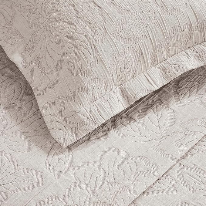 Superior 3 Piece Cotton Bedspread Set, Home Bed Decor, Decorative Bed Spread, 2 Pillow Shams, Medium Weight Blanket, Matelasse Coverlet, Bedding Essentials, Hibiscus Collection, Full, Blush